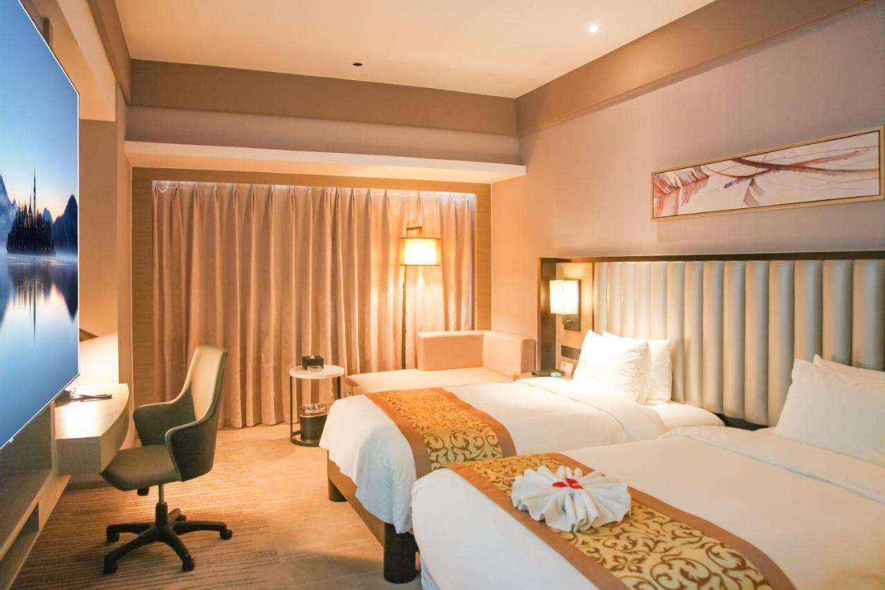Rayfont Hotel Chengdu Longquanyi Екстер'єр фото